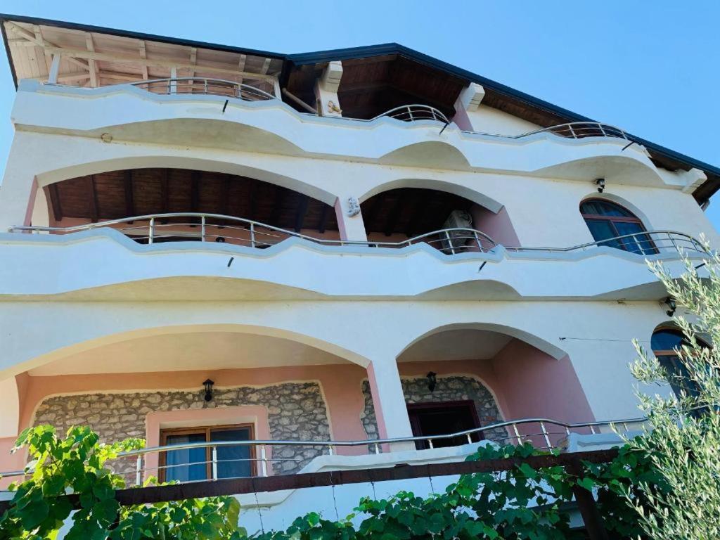 Отель Casadolcecasa Шкодер Экстерьер фото